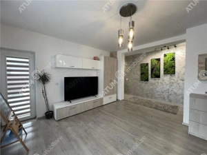 Apartament modern de 2 camere cu gradina 107 mp zona Pictor Brana - imagine 2