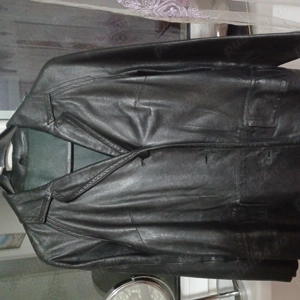 Haină din piele neagră, pentru damă - imagine 2