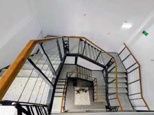 De vânzare – clădire mixta - spații comerciale/birouri | 2.888 mp | teren 4.323 - imagine 9