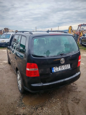 Vand Vw Touran an 2005 - imagine 2