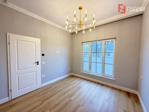 Duplex cu 4 camere si teren de 402 mp de vanzare in Dumbravita - imagine 11