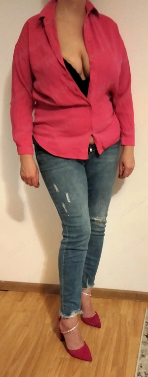 Matura cu forme, 43 ani. Nu primesc cu accesorii. Cititi tot anunțul.
