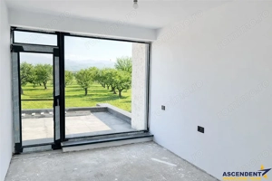 Vila impozanta, aspect deosebit, configuratie tip duplex, view, Brasov - imagine 2