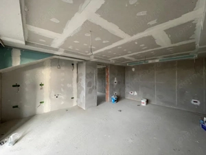 Apartament 3 camere, super-pozitie - Mosnita Noua - imagine 2