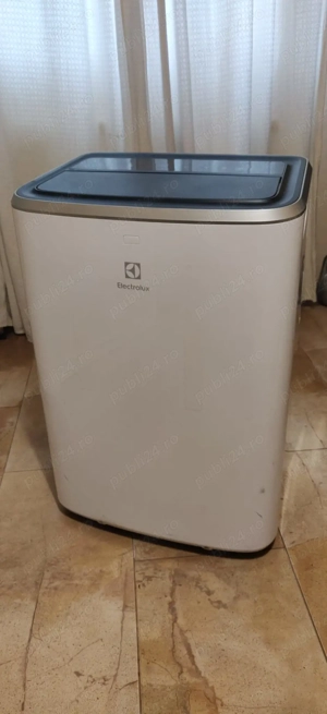 Aparat aer conditionat  dezumidificator mobil