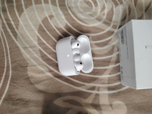 airpods pro 3 (2025) - imagine 3