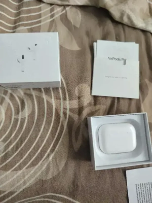 airpods pro 3 (2025) - imagine 2