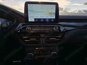 Ford Kuga 2023 - imagine 12