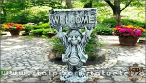 Statuetă pitic trol ''bun-venit,'' din beton, model S21.