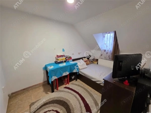 Apartament cu 3 camere decomandate la casa cu curte zona Trei Stejari - imagine 6