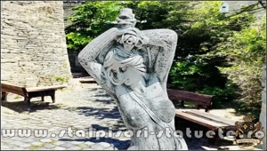 Statuetă decor, gri patinat, model S26.