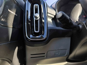 Volvo XC 40 2023 - imagine 10