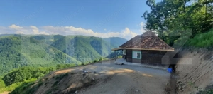 Cabana superbă din bârne de lemn, 64mp + 1000mp teren, zonă montană – Șugag