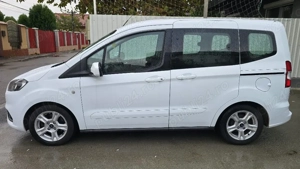 Închiriez Ford Turneo Curier 1.5 Diesel,5 Locuri de la 15 euro zi - imagine 3