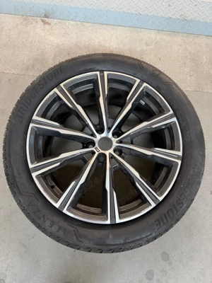 Vând jantă și cauciuc BMW x6 g06  - imagine 4