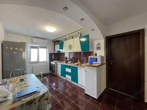 Apartament 3 camere, decomandat, COMISION0% Girocului - imagine 4