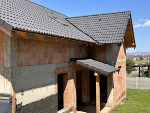 Casa noua la Rosu cu 4 camere teren aferent 386 mp cu toate utilitatile - imagine 2