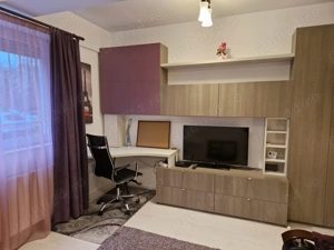 Proprietar, inchiriez garsoniera Medicina Spital