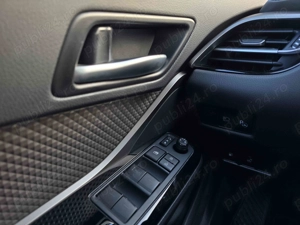 Toyota C-HR 2021 - imagine 12