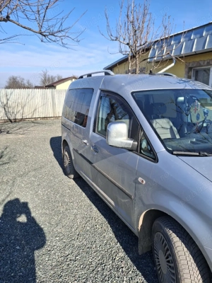 De vanzare anul 2010 luna 12. - imagine 4