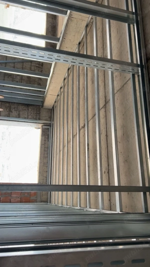  Execut lucrări Amenajări interioare exterioare