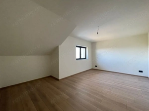 Duplex 6 camere, 400mp teren - Mosnita Noua - imagine 11