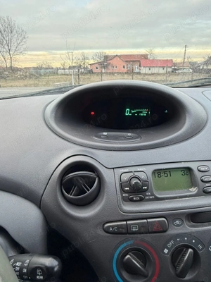 Toyota Yaris - imagine 3