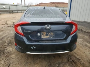 Honda civic ex 2020