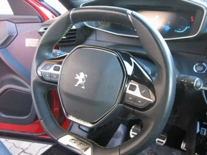 Peugeot 2008 1.2 PURE TECH 131 CP 2021 GT-line,Led,Piele,Navi 3D,Touch,Climatronic,Camera,Jante 17". - imagine 15