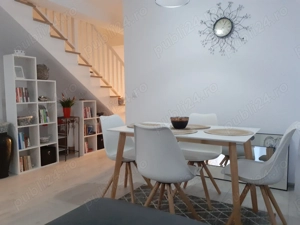 Casă duplex modernă, 2 băi, 2 locuri de parcare, terasă mare, priveliște superbă - imagine 2