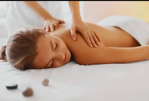 Masaj de relaxare sau erotic, doar pentru doamne și domnișoara