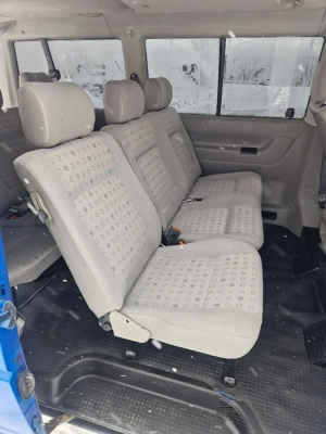 Vand VW Caravelle T4 8+1 locuri - imagine 8
