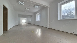 Spatiu comercial ideal pentru clinică medicală, birouri, activități similare. - imagine 2
