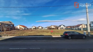 Teren intraviln de 968 mp premium in Dumbravita, langa padure - imagine 2