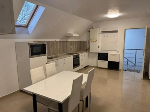 2 camere de închiriat str Lungă 