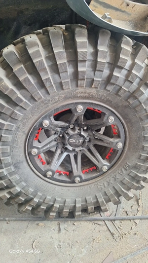 Anvelope off road Maxxis Mud Trepador 38.5/12.5/R16 - imagine 3