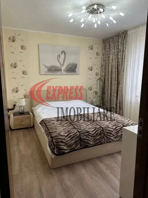 Titan, Trapezului, Metrou,  - imagine 3