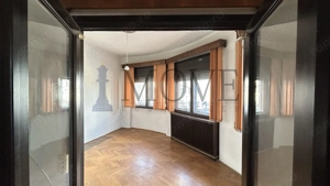 Un apartament plin de emoție in imobil istoric - imagine 2