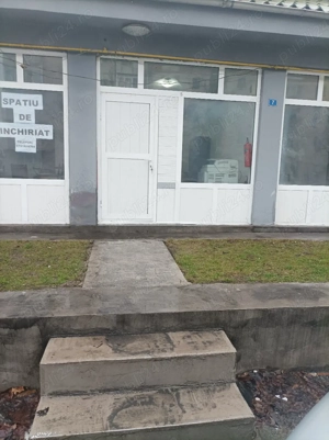 Închiriez spațiu comerciall  - imagine 5