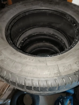 265/65 R17 3 buc 300 lei 