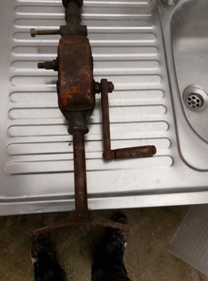 De vânzare bormasina