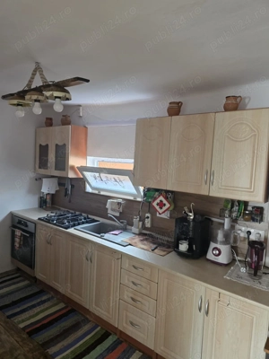 Casă deosebită renovată recent, teren 3698 mp - imagine 9