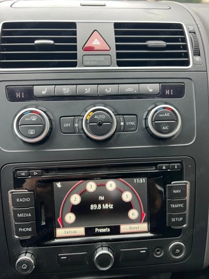 Volskvagen Touran Diesel 1.6 - imagine 7