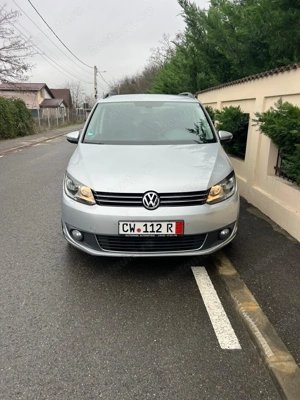Volskvagen Touran Diesel 1.6 - imagine 3