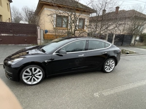 Vând Tesla Model 3 Dual Motor Long Range ,2 seturi de roți, garantie activa ,  - imagine 3