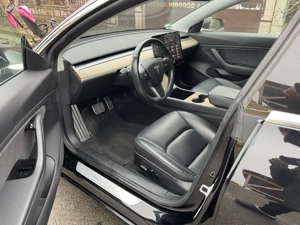 Vând Tesla Model 3 Dual Motor Long Range ,2 seturi de roți, garantie activa ,  - imagine 8