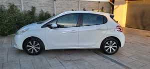 Peugeot 208  - imagine 10
