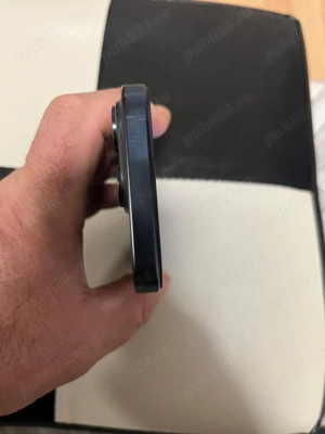 iPhone 15 pro blue titanium - imagine 4