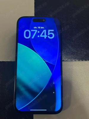 iPhone 15 pro blue titanium - imagine 2