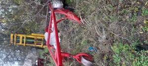 vând semănătoare usturoi, ceapa și mașină de scos usturoi, ceapă, cartofi.  - imagine 5